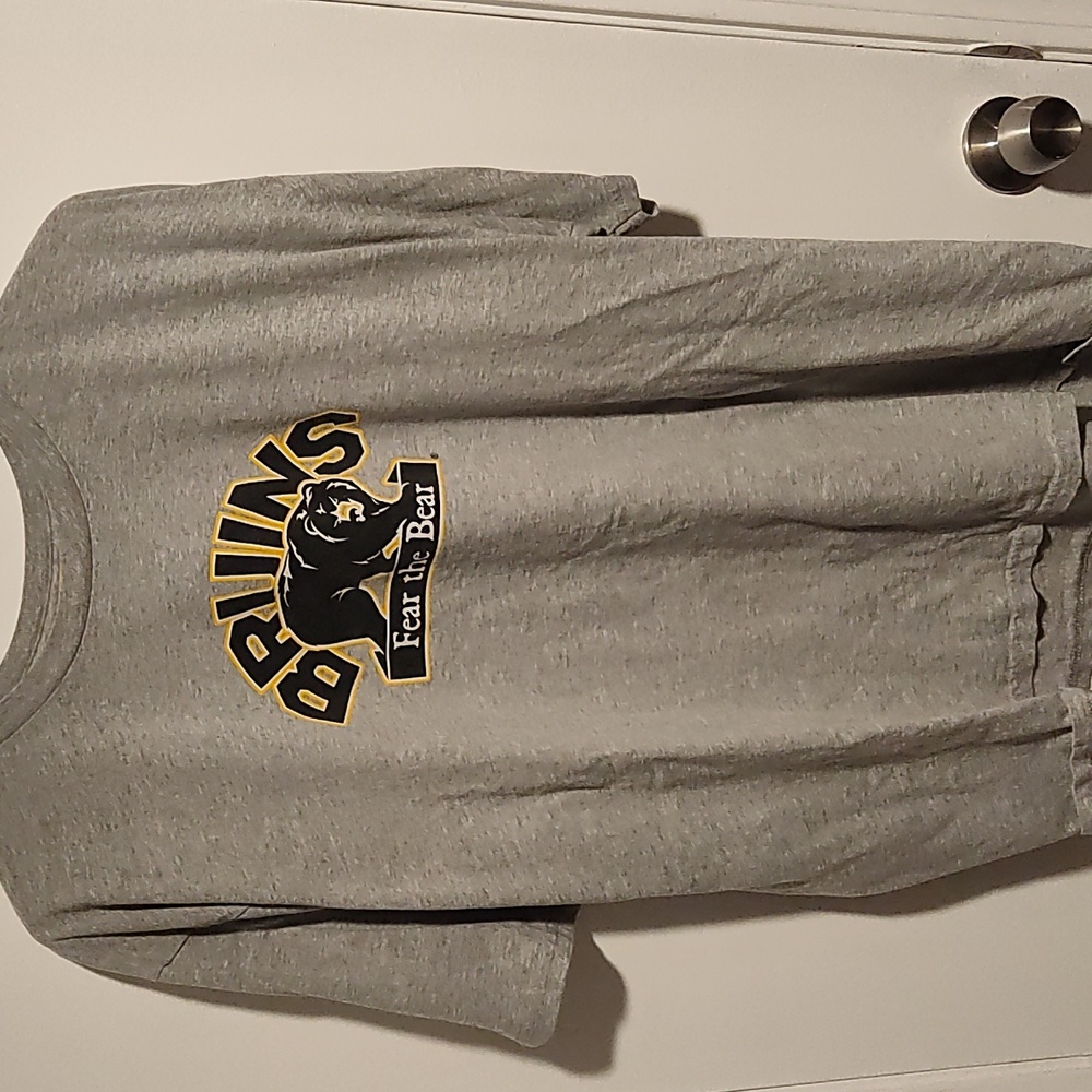 Black dog bruins T-shirt